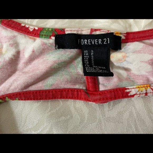 Forever 21 Floral Top with Cut Out Back - Picture 4 of 6